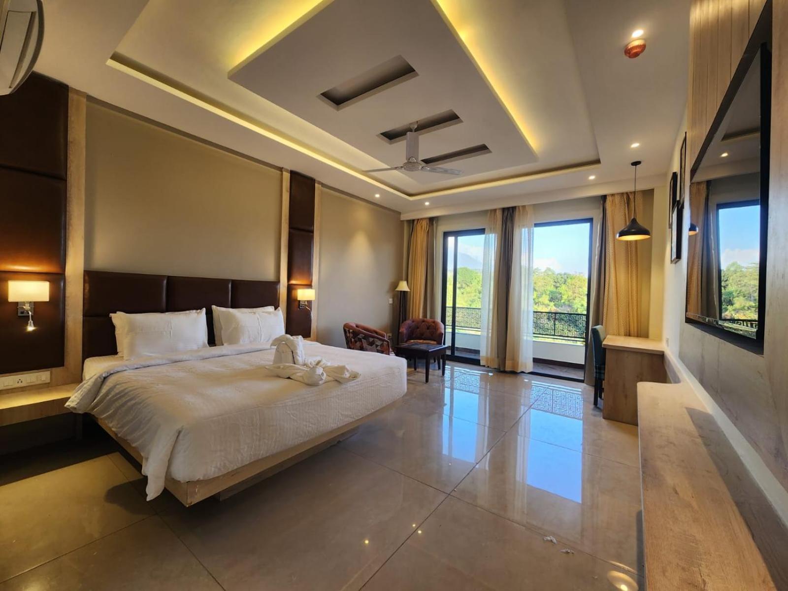 Aachman River And Valley View Resort Dharamshala - A Riverside Resort With Balcony View Exterior photo